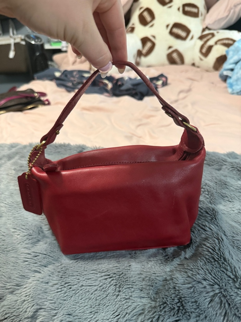 Coach Red Leather Shoulder Bag with Matching Wallet - Picture 6 of 8